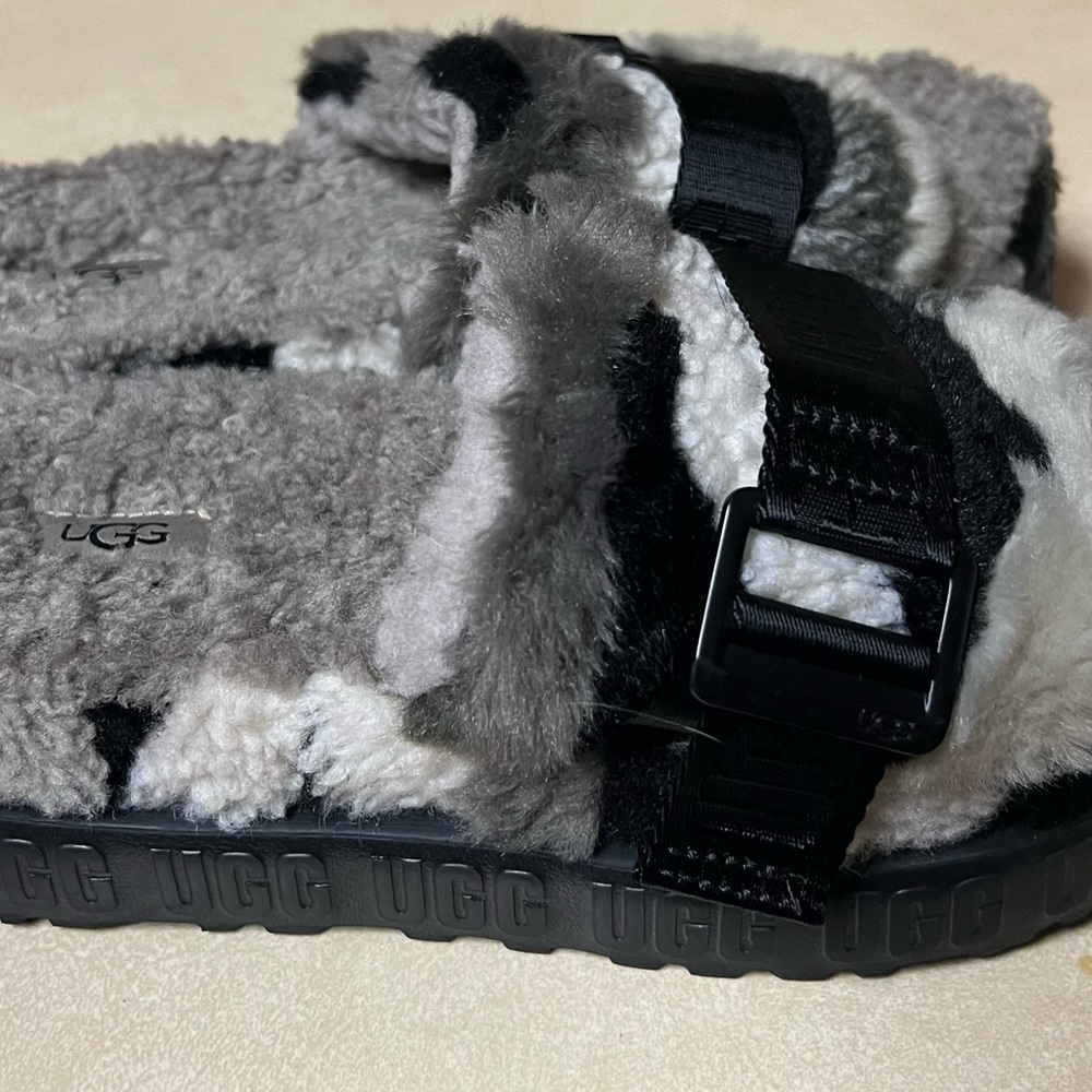 UGG Fluffita Cali Collage Platform slides - Picture 3 of 8